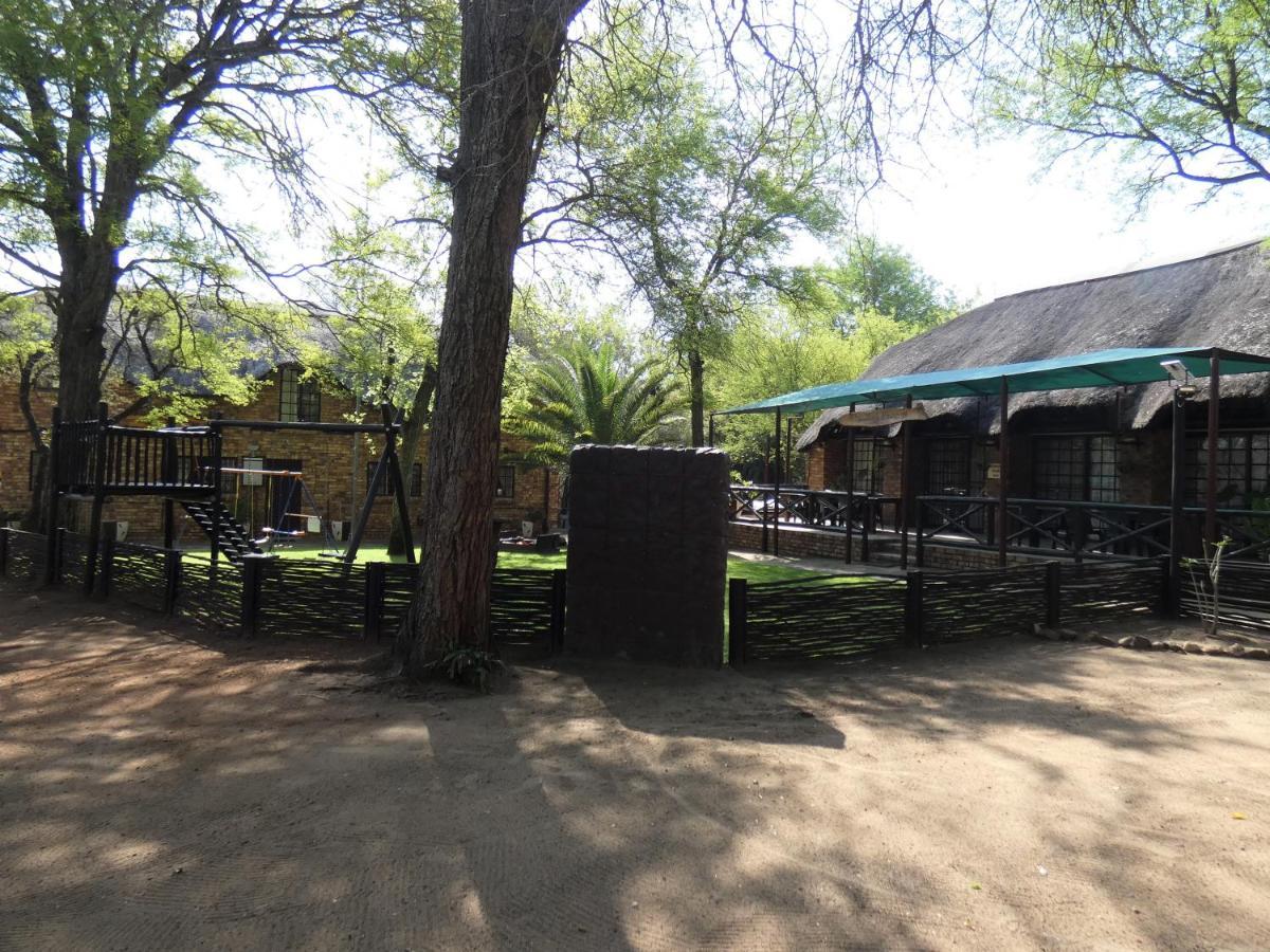 Weltevrede Lodge - Self Catering Houses Marloth Park Dış mekan fotoğraf