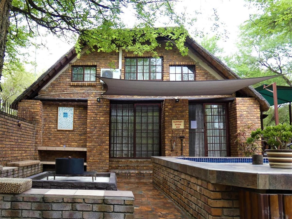 Weltevrede Lodge - Self Catering Houses Marloth Park Dış mekan fotoğraf