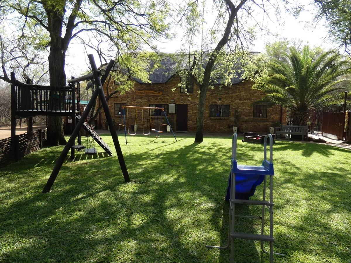Weltevrede Lodge - Self Catering Houses Marloth Park Dış mekan fotoğraf