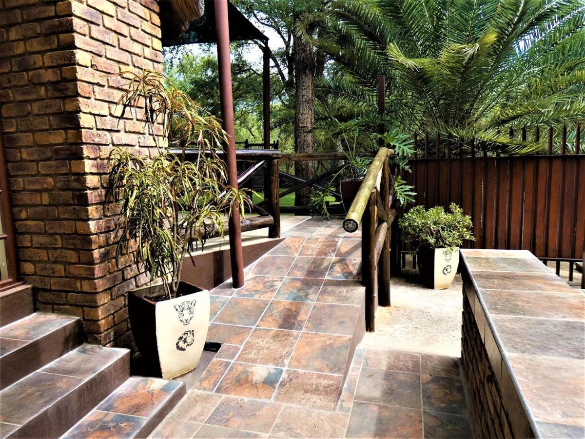 Weltevrede Lodge - Self Catering Houses Marloth Park Dış mekan fotoğraf