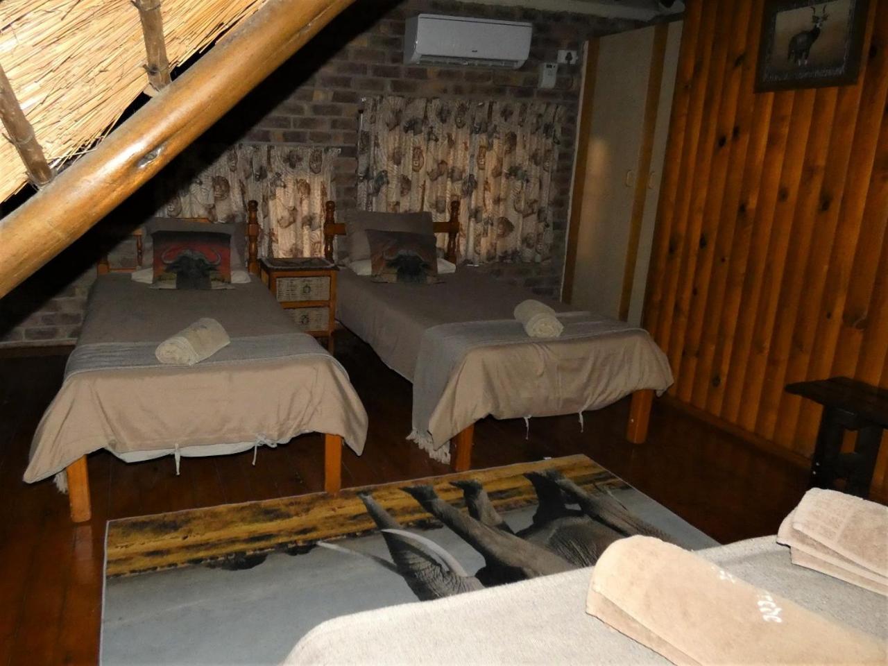 Weltevrede Lodge - Self Catering Houses Marloth Park Oda fotoğraf