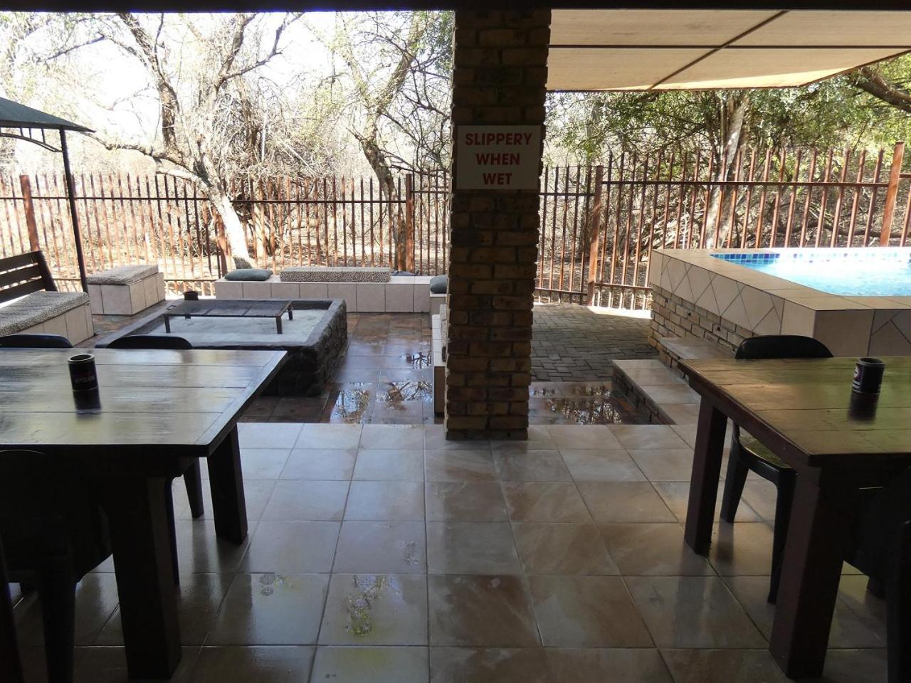 Weltevrede Lodge - Self Catering Houses Marloth Park Oda fotoğraf